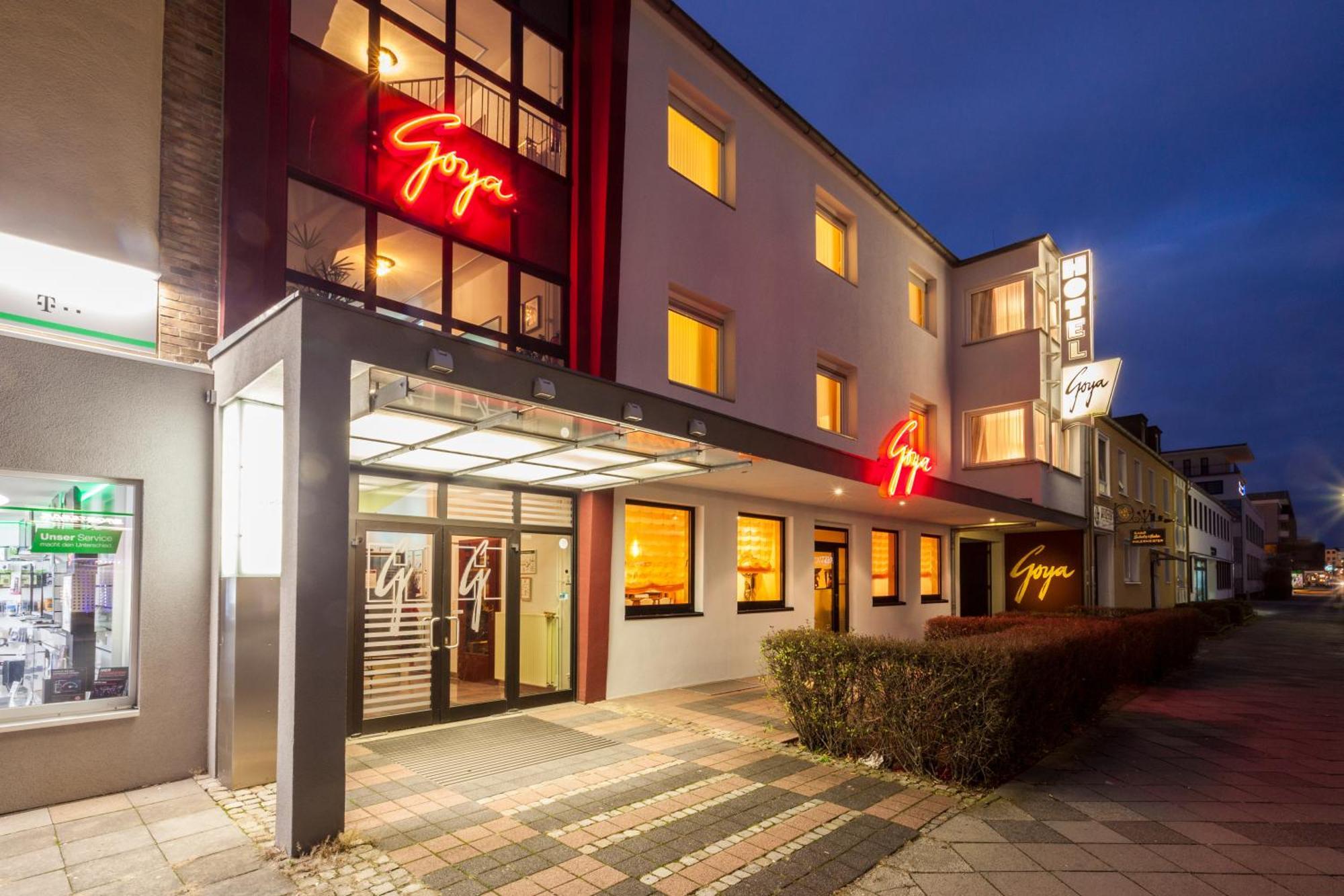 Centro Hotel Goya Wolfsburg Esterno foto